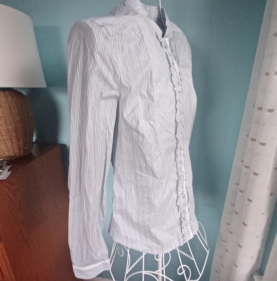 NWT BCBGMaxAzria Blue & White Striped Ruffled Long Sleeve Blouse-Women's Sz Med - Picture 5 of 11